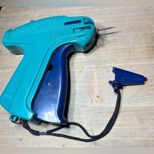 ASKOR Tagging Gun for Clothing 1500 +/- Barbs Price Tag Gun for Clothing EPC